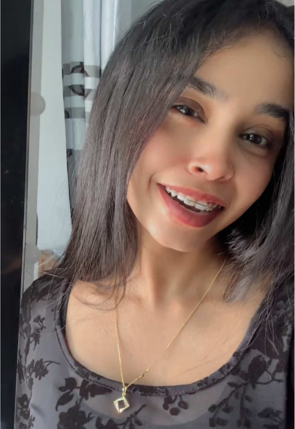 කොම්ලෙක් නැ කිවුවට කවුරුත් පිළිගන්නේ නැ නේ යකෝ😒 නොබලා ඉම්න එපා බලපම්🤭😬😂 #foryou #foryoupage #following #fyシ #viral #onemillionaudition 