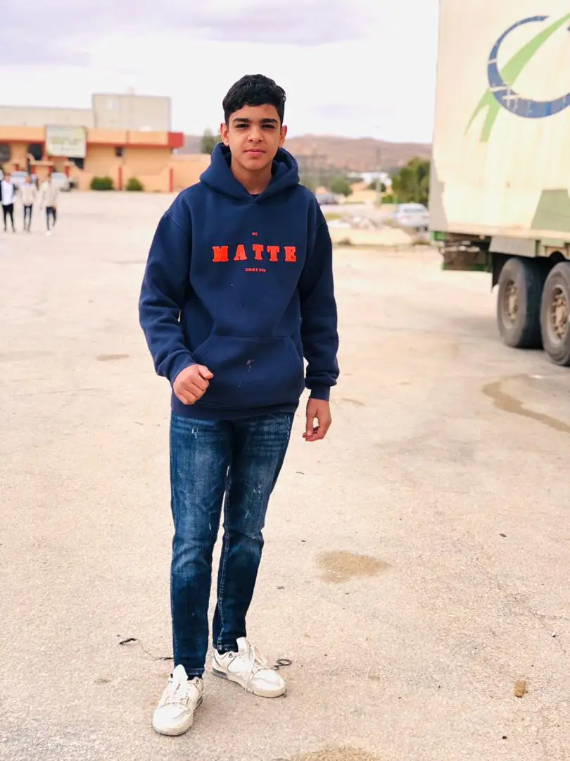 @﮼احمد🦈🌪️🔝 #الشعب_الصيني_ماله_حل😂😂 #اكسبلور #شروحات #لايك__explore___ #طرابلس_بنغازي_المرج_البيضاء_درنه_طبرق 