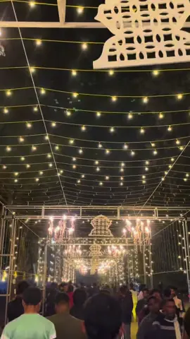 রঙিন আলোয় ঝলমল করছে সরকারি আজিজুল হক কলেজ, বগুড়া