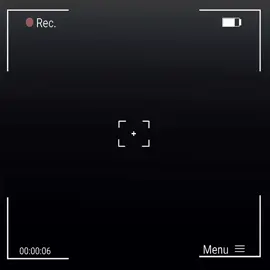 Penaklukan Bizantium oleh Kesultanan Utsmaniyah (1453) Sultan Mehmed II (alias Mehmed Sang Penakluk) nge-siege Konstantinopel, ibu kota Kekaisaran Bizantium yang udah rongsok tapi masih punya gengsi “kota paling legendaris di dunia”. Selama 53 hari pengepungan, Utsmaniyah nembakin tembok kota pake meriam raksasa (literally OP banget di zamannya). Bizantium udah kek squad sisa turnamen yang tinggal nunggu kehancuran, bala bantuan pun telat parah. Pada 29 Mei 1453, pasukan Utsmaniyah akhirnya jebol masuk. Konstantinopel tumbang, jadi Istanbul, dan “game over” buat Kekaisaran Romawi Timur. Mehmed II naik level jadi salah satu penakluk paling terkenal sepanjang sejarah. jadi salah satu alasan di mulai nya era kolonial juga jirlah😹 #fyp#sejarah#bizantine#utsmaniyyah