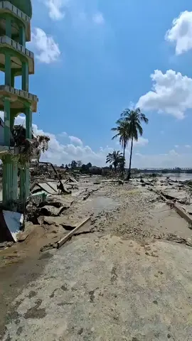 kotalintang bawah seperti tsunami aceh tersisa hanya mesjid 🥀 #fyp #prayforacehtamiang #prayforaceh #kotalintang 