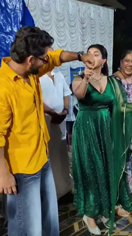 ഹണിയെ ഡാൻസ്  കളിപ്പിച്ചു ദൃശ്യം വരുൺ!😍 റേചെൽ സിനിമയുടെ പരുപാടിയിൽ!😍 dance honeyrose #honeyrose #actresses #indianactress 