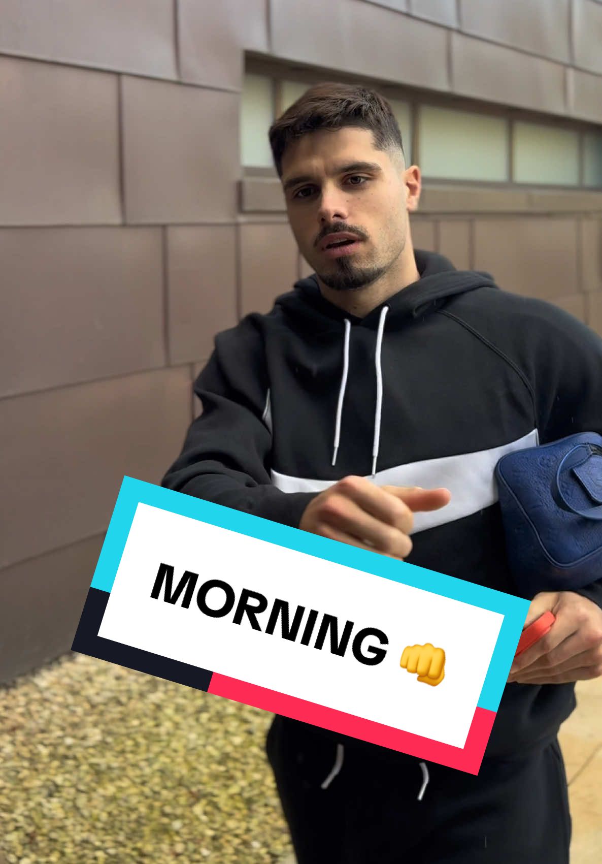 Arriving for training. 👊 #ChelseaFC #CFC 