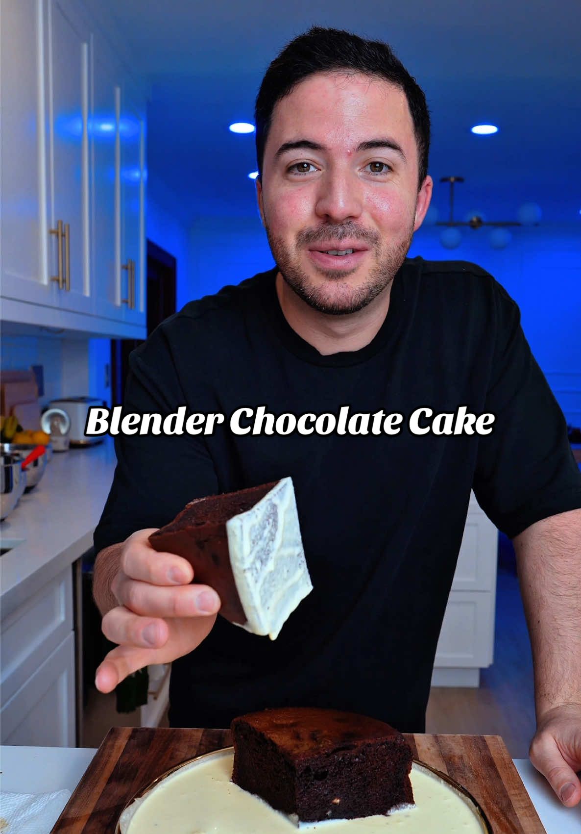 BLENDER CHOCOLATE CAKE 😍 Ingredients: • 35 @Marias Gamesa cookies (1 1/2 cups crushed) • 13oz @La Lechera Sweetened Condensed Milk • 3 eggs • ½ cup plain yogurt (full fat) • 1 tbsp vanilla extract • 1/2 cup dutch process cocoa powder • 1 teaspoon baking powder • 1 teaspoon baking soda • ½ cup butter (melted) Creme Anglaise • 1 cup heavy cream • 1 cup whole milk • 2 tsp vanilla extract • 5 egg yolks • 1/3 cup sugar Preparation: • Preheat your oven to 350°F and blend all ingredients • Add a sheet of parchment paper (or coat with butter) to your 7inch, springform cake pan and pour in the mix! • Bake for 1 hour or until a toothpick comes out with very light crumbs • Prepare your creme anglaise by bringing cream, milk, vanilla and sugar to a light simmer. Then switch to low heat, add egg yolks and mix until thickened.  • Strain the creme anglaise onto a bowl in an ice bath to cool it and prevent overcooking. Pout into an airtight container and refrigerate until ready to serve with your cake! • Let cool, serve and enjoy! Thank you to La Lechera and Marias Gamesa for gifting me the ingredients for the recipe!