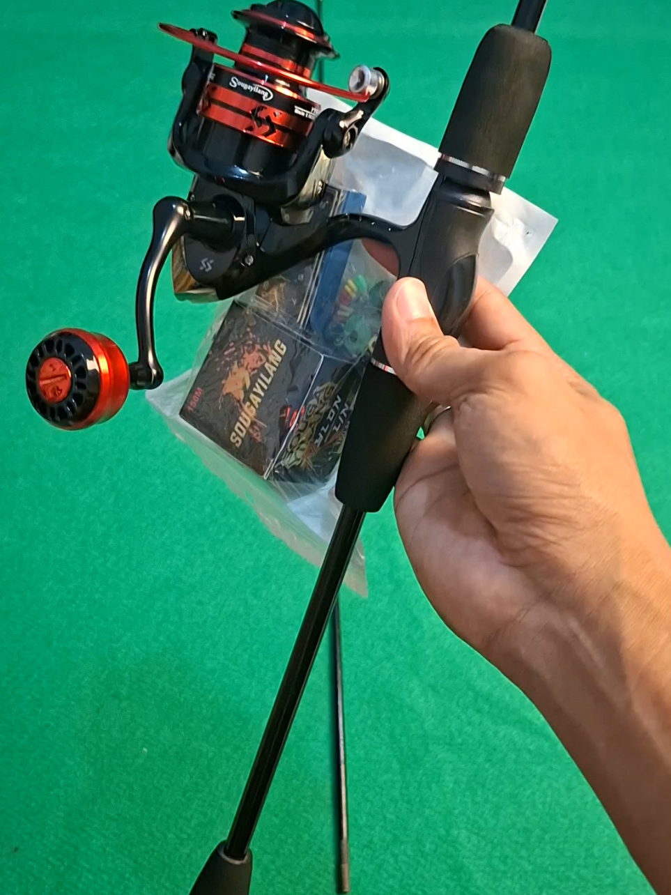 Set Pancing lengkap dari sougayilang bosku buruan cek keranjang kuning #reelpancingberkualitas #setpancing #rellpancing #rellpancingmurah #joranpancingmurah 