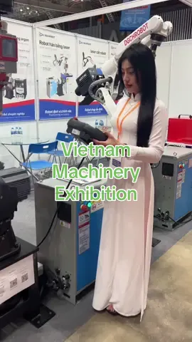 If you need a welding robot, please contact me.#weldingrobot #Robothàn #robot #welding #DGCHROBOT 