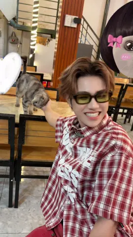 hữu duyên đi ăn lẩu cá đuối gặp em mều #CAPTAINBOY