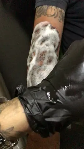 Tatto jangkar mata jam analok bagian lengan kanan bagian luar #tattoo #tommytattoart #tatoo #tattoos #tattooartist #tattoodesign #tattotangerang #tatto #tattooed #tatttoo #tattooideas #tattooart #tattoogirl #tattto #jabodetabek #tattootiktok #tattootok 