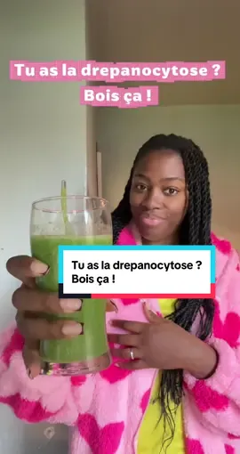 🍹Une boisson riche en vitamine B9/folate pour booster la production de nos globules rouges qui je le rappelle «  meurent » beaucoup plus vite dans la drepanocytose. 🥭La mangue interessante pour son côté antioxydant , hydratant contient également de la B9 interessant pour la formation de globule rouge . 🍌La banane riche en potassium , apport d’énergie rapide et bonne source de glucide pour le smoothie . Contient en petite quantité de la B9 reste interessante associée à d’autres aliments riche en folate . 🥬Épinard  Très riche en vitamine B9 excellent pour la formation des globules rouges , riche en fibre facilite le transit si prise de morphine à la maison par exemple ça peut aider . 🟠Poudre de baobab super aliment  Très riche en vitamine C  Protège les cellules de la rouille et permet de protéger les aliments riche en folates afin qu’ils gardent le maximum de leur propriétés lors de leur consommation ! Riche en calcium ce qui permet de renforcer la solidité osseuse prévient l’ostéoporose.  À consommer de préférence avant les repas 😊 #drepanocytose #pourtoii #drepawarrior #drepano #maladieschroniques 