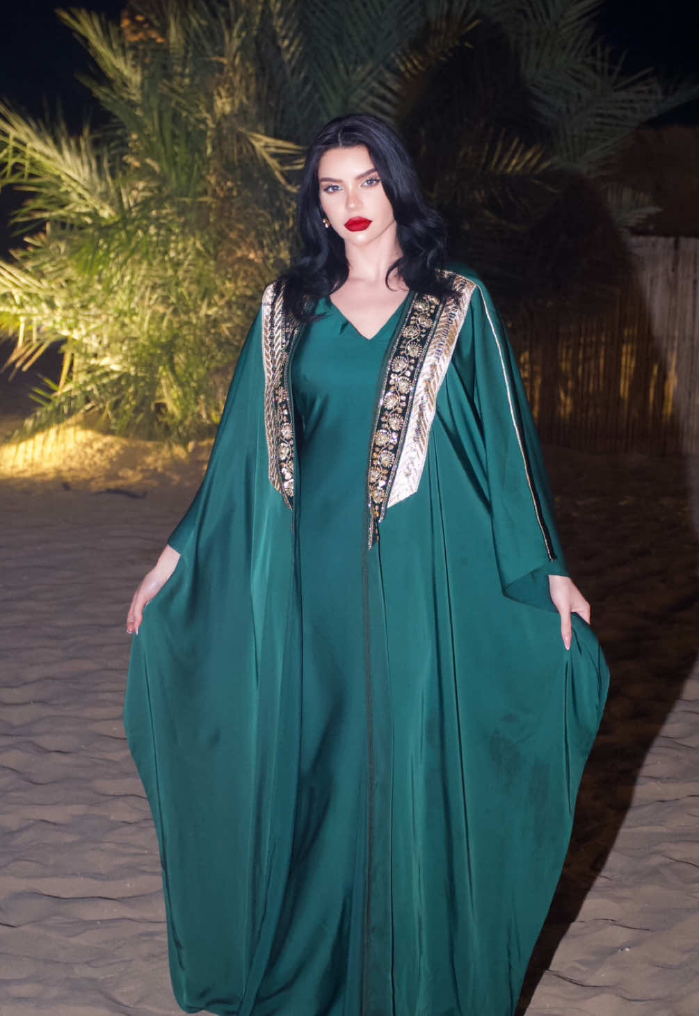 كل عام والإمارات بخير… وطن يلهم العالم بصناعة المستقبل 🇦🇪✨ #farahrazem #فرح_الجزائرية #فرح_رازم #fyppppppppppppppppppppppp #يوم_الاتحاد_الامارات 