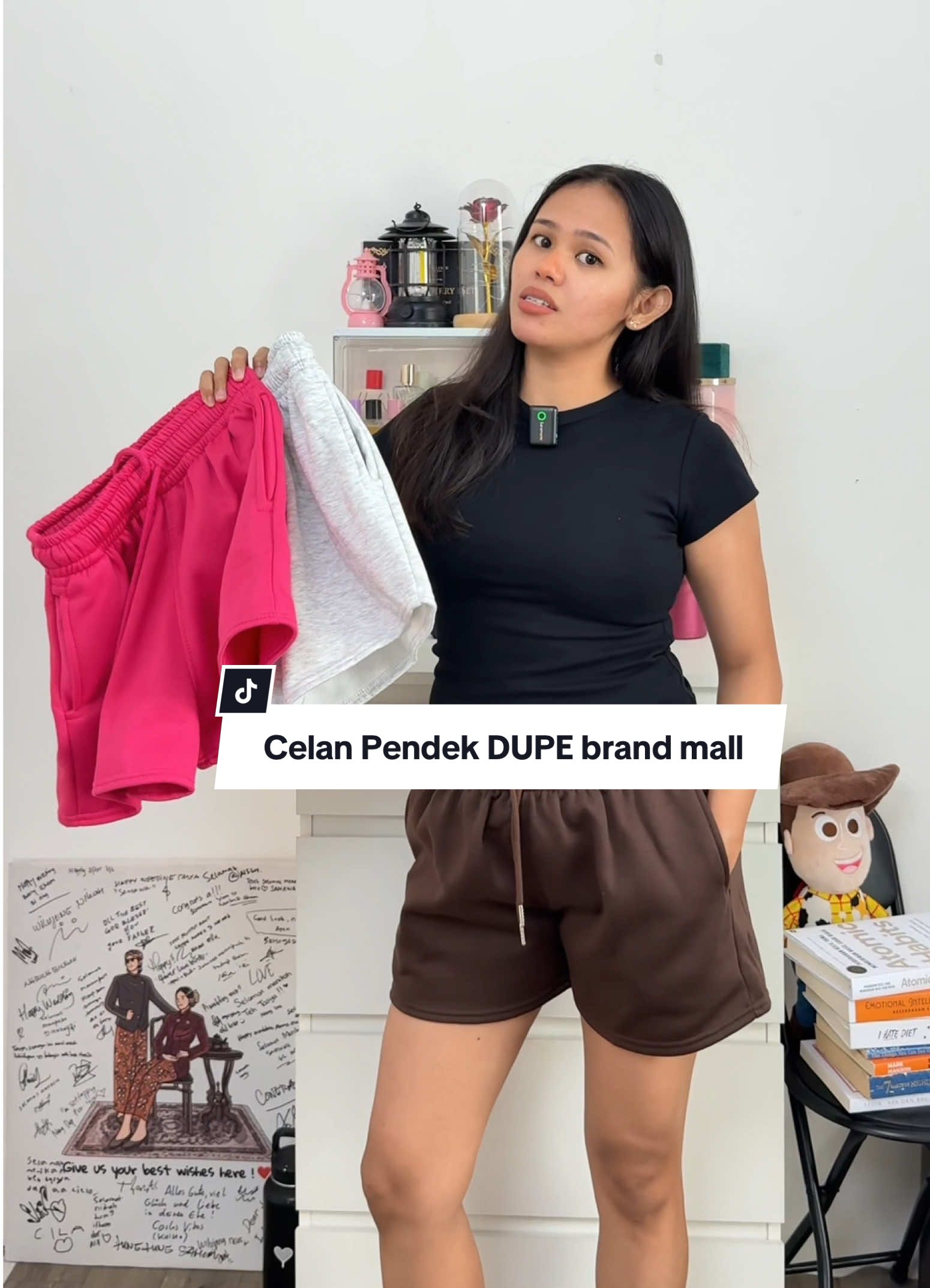 Celana pendek ini katanya sepabrik sama brand mall tp dijual hrga lokal #celanapendek #celanahotpants #celanapendekwanita 