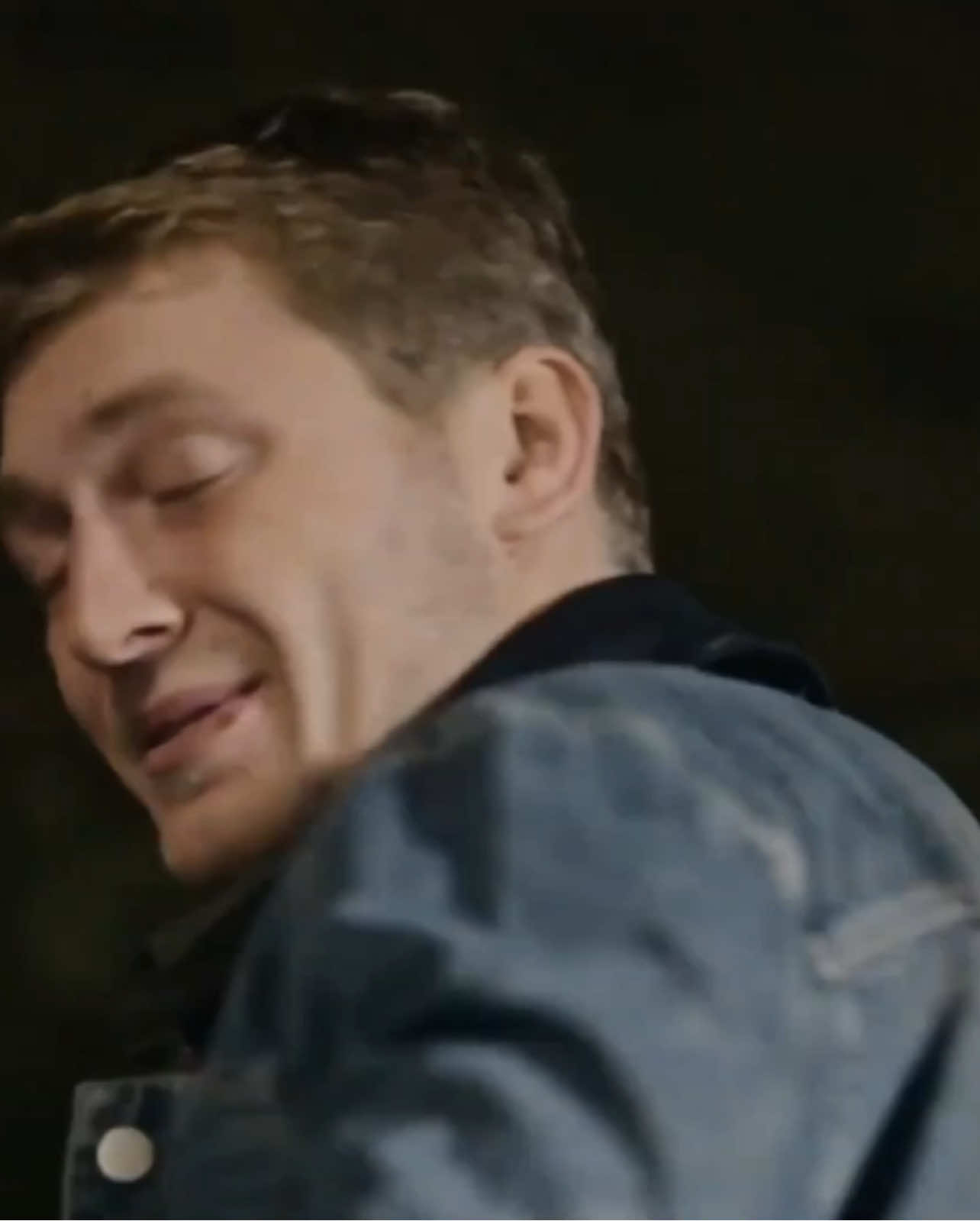 احببهمم #erdemşanlı #zeynepatılgan #taşacakbudeniz 