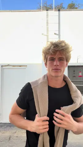 Super chill fit #viral #fyp #fit #viralvideo #music 