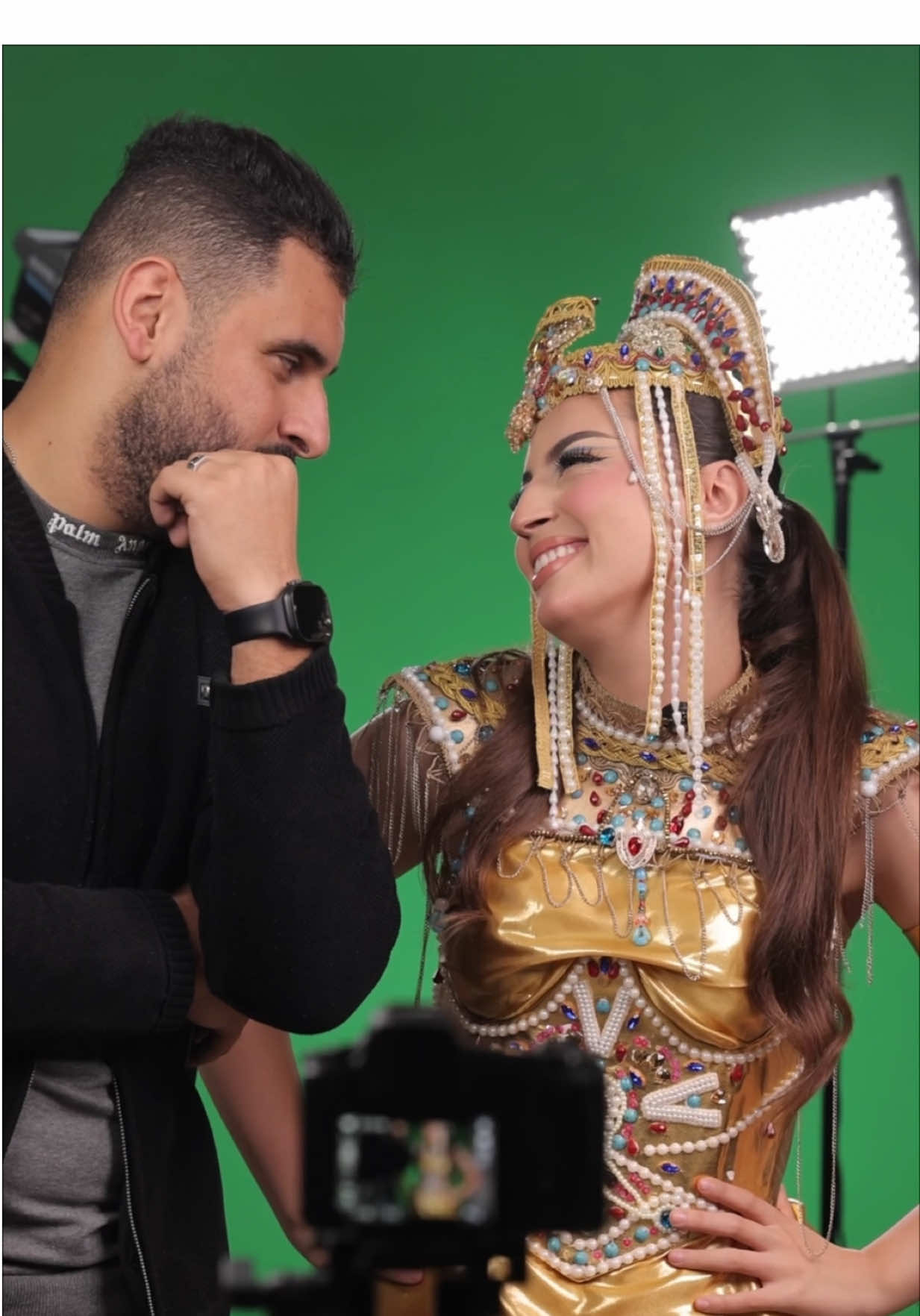 من قلبي لكلّ قلب وقف معي❤️… شكرًا لا يكفي.منذ سنين وأنتم سندي، صوتي عندما أعجز، وقوّتي عندما أتعب. دعمكم هو الذي أخذ بيدي خطوة بعد خطوة، حتى وصلت اليوم إلى المسابقة DCA وإلى النهائي بفضل أصواتكم وثقتكم ومحبتكم.ما وصلت وحدي✨… وصلت بكم ومعكم. كل تصويت، كل رسالة، كل كلمة تشجيع كانت ترفعني وتدلّني على الطريق. أنتم السبب الحقيقي وراء وجودي هنا، وكل نجاح أحققه هو نجاح مشترك بيني وبينكم. أعدكم أن أقدّم الأفضل دائمًا… وأن أكون عند حسن ظنّكم، وأن أمثّلكم بالشكل الذي يليق بمحبتكم الكبيرة. شكرًا من القلب… هنا هو نجاح مشترك بيني وبينكم واليوم، ما يبقى إلا خطوة أخيرة… بدعمكم وتصويتكم أقدر أحقق اللقب. صوتكم هو قوتي—خلّونا نكمّل المشوار سوا ❤️✨ #noreneharid #نوران #جيش_نوران #جيش_نوران🖤🌚 