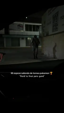 Pasando a buscar a mi niño🤣🥰 #pokemon #torneo #pokemontcgcommunity #pokemoncards #tcg 