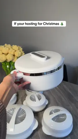 My hosting must haves, keeps your hot food hot cold food cold! 😍 #insulatedhotpot #serveware #tiktokmademebuyit #giftideas #lastchancegifting 
