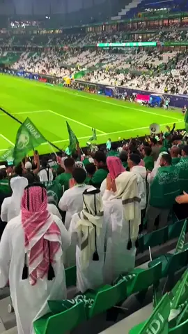 رابطة #جماهير_المنتخب_السعودي تساند الأخضر في مواجهته ضد #عمان  #السعودية  #saudiarabia  #كاس_العرب 