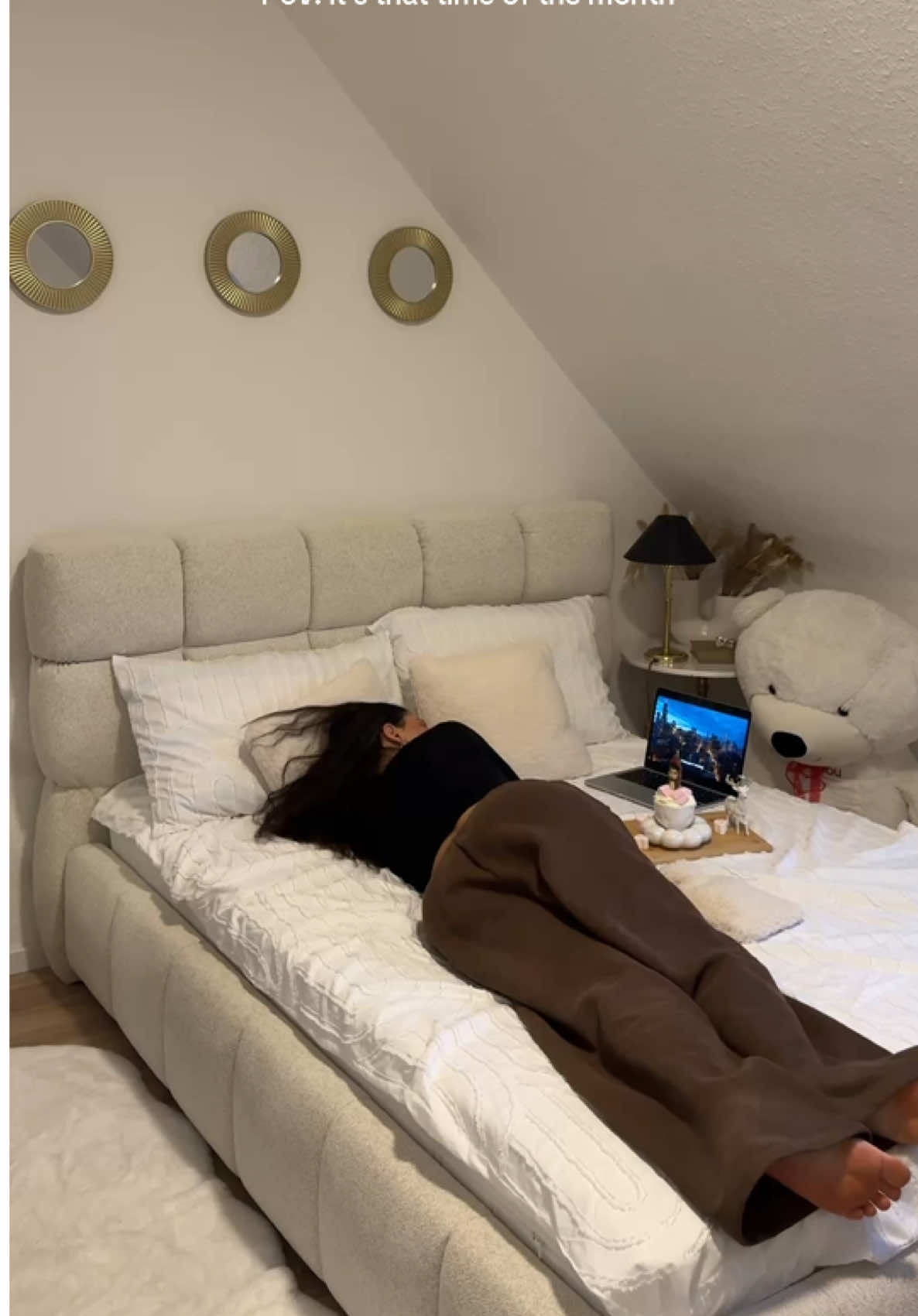 Set from @Glowmode 🤎🧸 Search  169494157 on Glowmode and use my code “HellaBF25” for 15% OFF ##GLOWMODE##Glowmodesweatset##BlackFriday