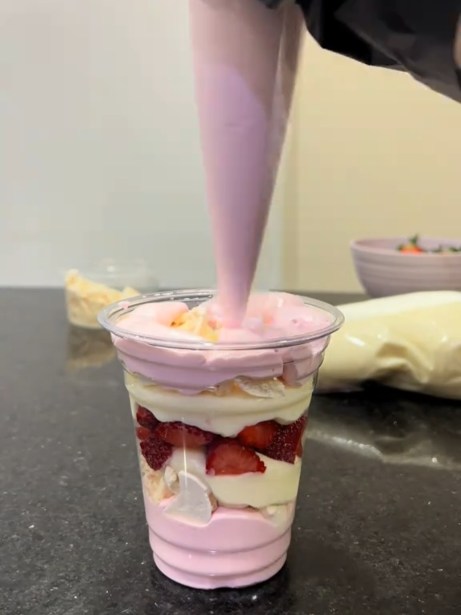 E só clicar no link do meu perfil. #natal #rendaextra #bolo #negocios #mulher 