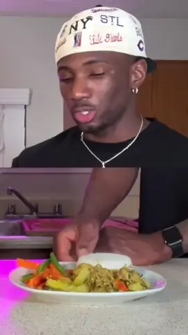 The final touch on this authentic curry chicken is everything. Sautéed veg + fresh parsley. Watch Naomi's reaction! #CurryChicken #JamaicanFood #HomeCooking #Foodie #DinnerTime