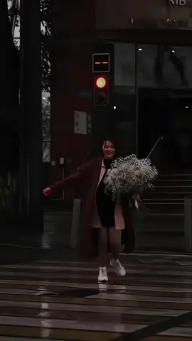 قالو الجمال في الروح♥😍 عشان هيا اللي باقية مهما هتعدي السنين قلت الجمال إنك تشوف نفسك جميلة بأي شكل في كل عيب اختلافنا رحمة لينا و حكمة من حكم الحياة كل واحد ناقصه حاجة في غيره حاجة مكملاه مش مهم تعيش حياتك كلها مع حد شبهك المهم إنك تعيش مع حد مطمن معاه #fyppppppppppppppppppppppp #endlesslove22 #حسين_الجسمي #قالوا_الجمال_في_الروح #قالوا_الجمال_في_الروح_حسين_الجسمي 