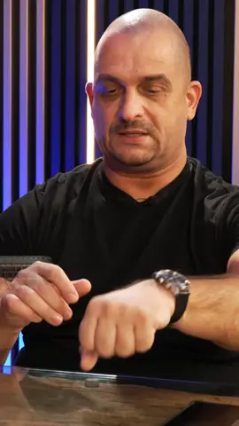 Podcastul integral este disponibil pe canalul de YT: The News Man Romania #thenewsman #raduandreitudor #foryou #știrisaunuștii #viral 