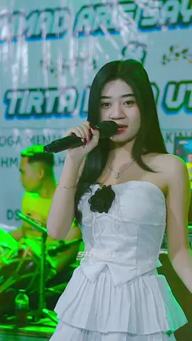 Demi cnta Kta ku korbankan sgalanya @bellacantikaaa2 @fressmusicoffc #fressmusic #ameliamusic #ameliamusicpancenjozz #dangdutviral #ypfッ #storywakeren #mahesamusic #adella #sorayamusic #dangduthits #ojingjepara #satriavideography #kurniarahma #dindateratu #ypfッ🌹 #ypfッviral #dngdut #viralditiktok #della