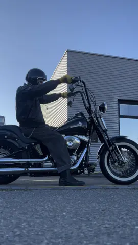 #fyp #viral #harleydavidson #oldschool #bikelife 