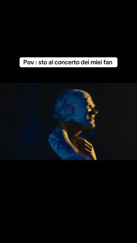 Una sola domanda , quanto semo belli?