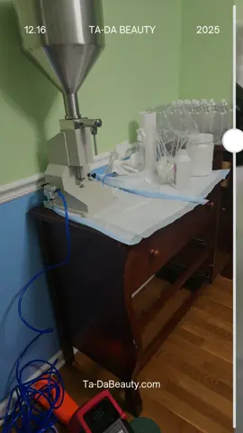 From empty to fabulous 💄✨ Join us Dec 16 for the grand opening! #TaDaBeauty #GrandOpening #BeautyGoals 