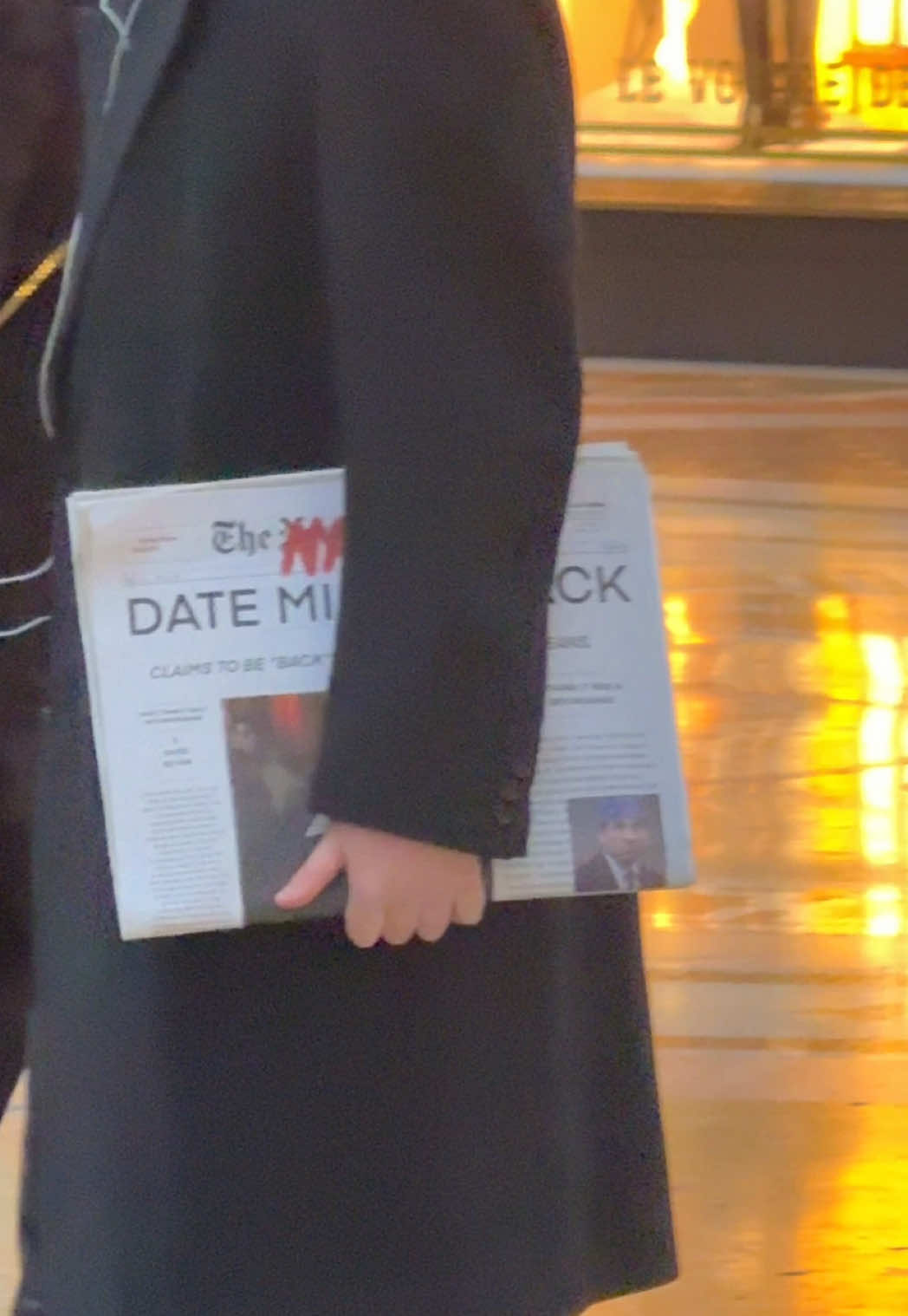 oh yeah forgot to say I love the office #fashion #design #bag 