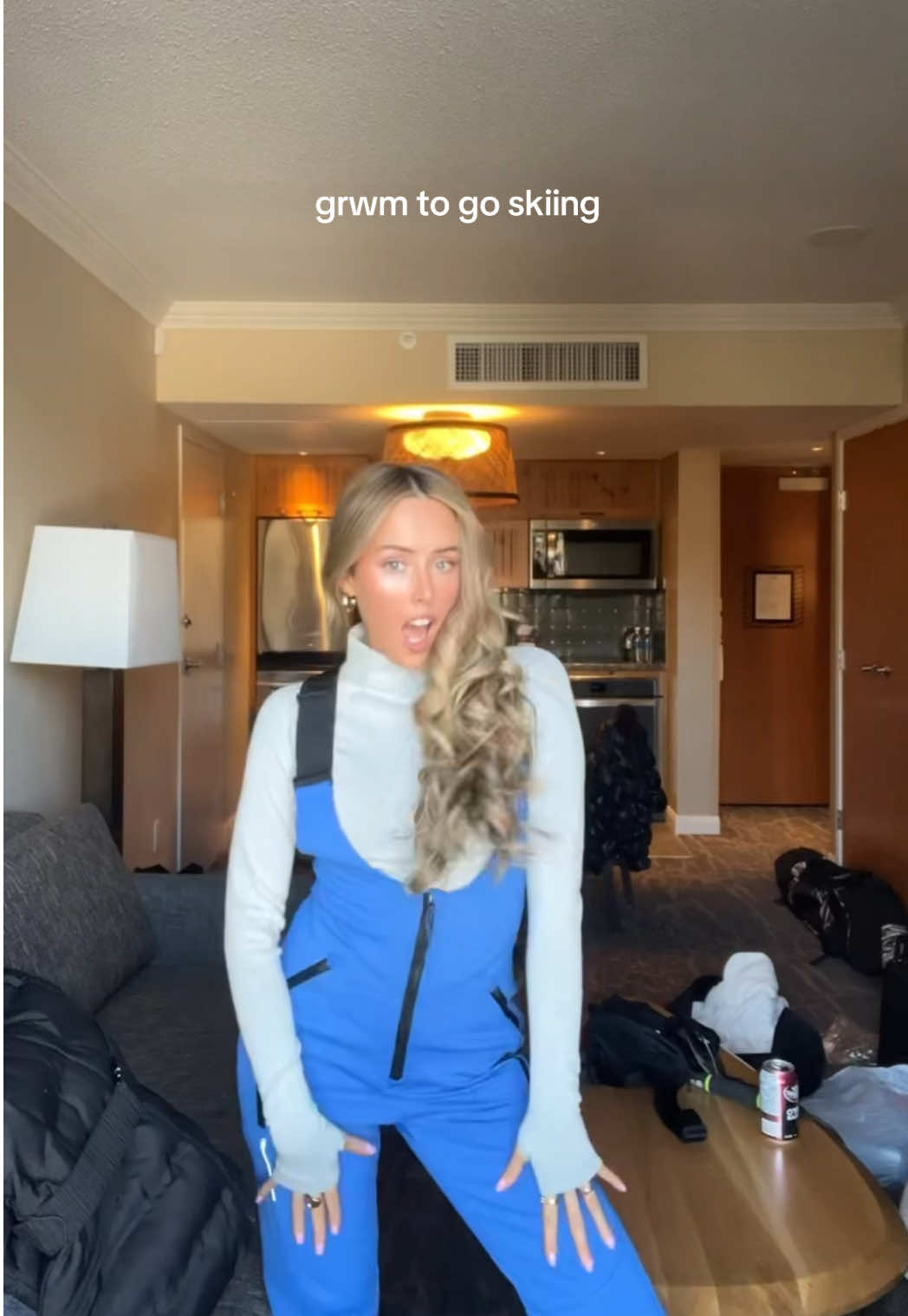 It’s that time of year again ❄️ GRWM to go skiing up at @Whistler Blackcomb thanks to @epicpass  Epic Pass is on sale until December 4th so make sure to get yours before it’s too late! There’s a ton of perks like unlimited access, epic mountain rewards and 50% off friends tickets💙  #TeamEpic #skiing #whistler #grwm #skitok 