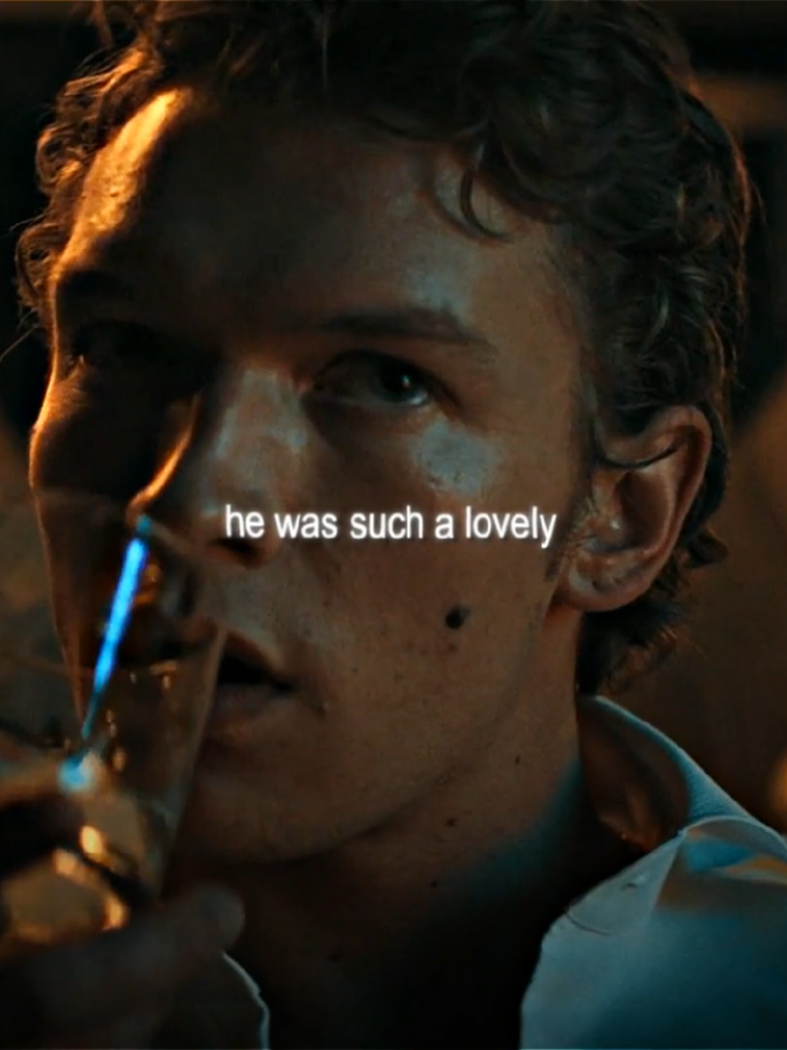 couldn't help myself with this audio #heatedrivalry #ilyarozanov #connorstorrie #shanehollander #edit 