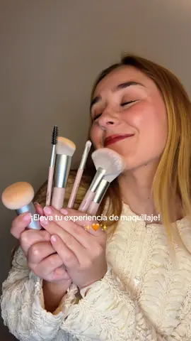 Ya están aquí las brochas de Yanbal, nos morimos de amoooor 🤩🧡✨  #yanbaleuropa #brochas #ventadirecta #fyp #maquillaje 