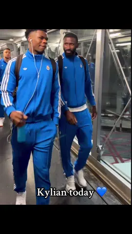 Kyky today 💙 #mbappe #kylianmbappé #mbappeedit #mbappefanx #mbappe🇫🇷 