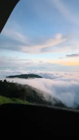 #atardeceres🌅 #camioneros #bucaramanga #vallenatos #paisajes 🤍@sharith Flórez 