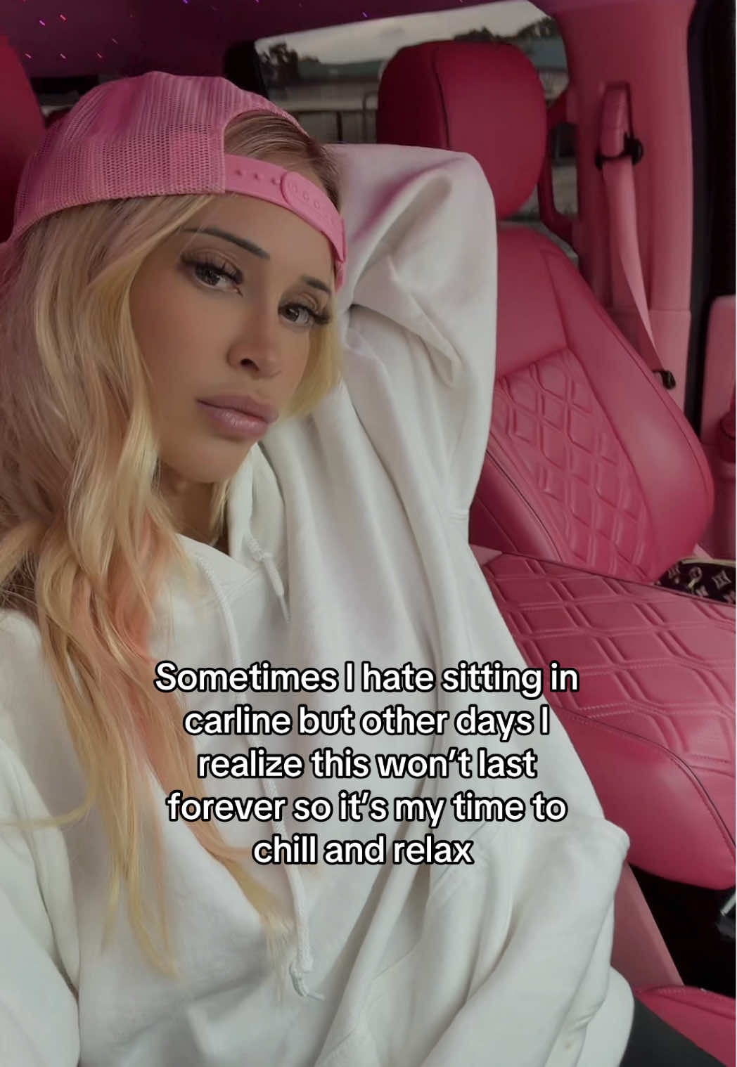 But really rate this interior on my ford #pink #pinkinterior #pinktruck #moms 