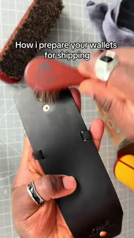 This is a sign to upgrade your wallet #wallet #leather #oldmoney #christmasgiftideas 