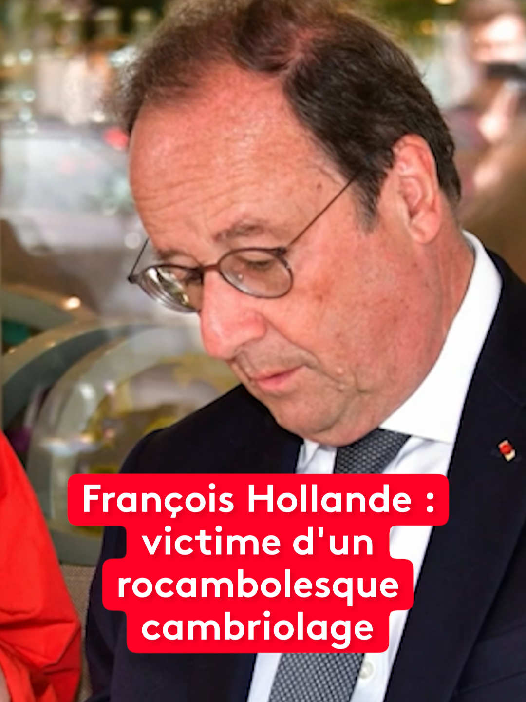 Un ex-président cambriolé ! Alors même qu'il est protégé par des policiers d'élite 24h sur 24 : le domicile de Francois Hollande a été victime d'un cambriolage il y a 10 jours. On ne l'a appris qu'aujourd'hui. Deux hommes ont été mis en examen et écroués. Ils ont volé entre autres une tablette portable et une montre. #jt20h #sinformersurtiktok #actualités #francoishollande #faitsdivers