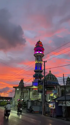 masyaallah🕌#masyaallahtabarakkallah #masjid #sunset #fyppppppppppppppppppppppp 