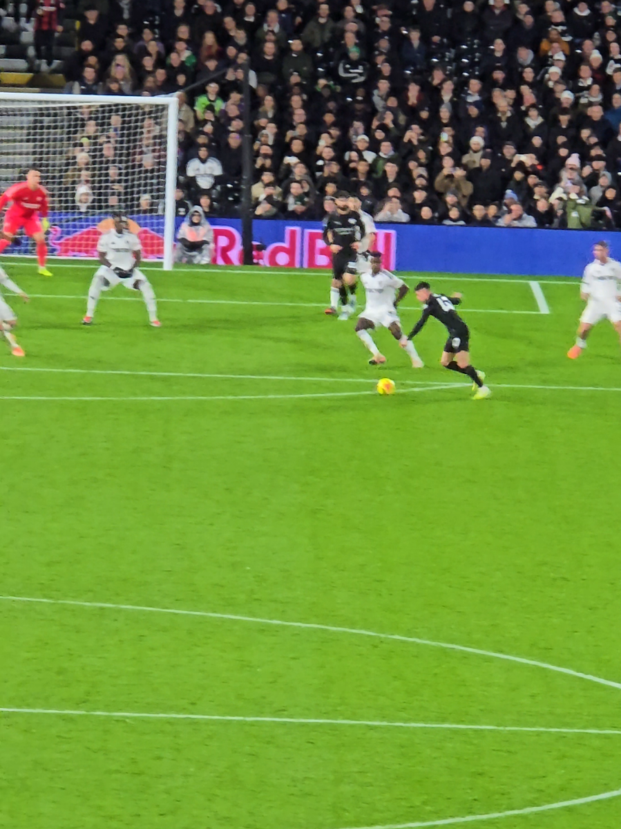 Is Phil Foden the best English Player right now ? What a shot 🔥 #mancityvsfulham #Soccer #football #PremierLeague #manchestercity 
