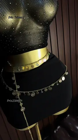 C’est 2 ceinture sur l mannequin #tik_tok 