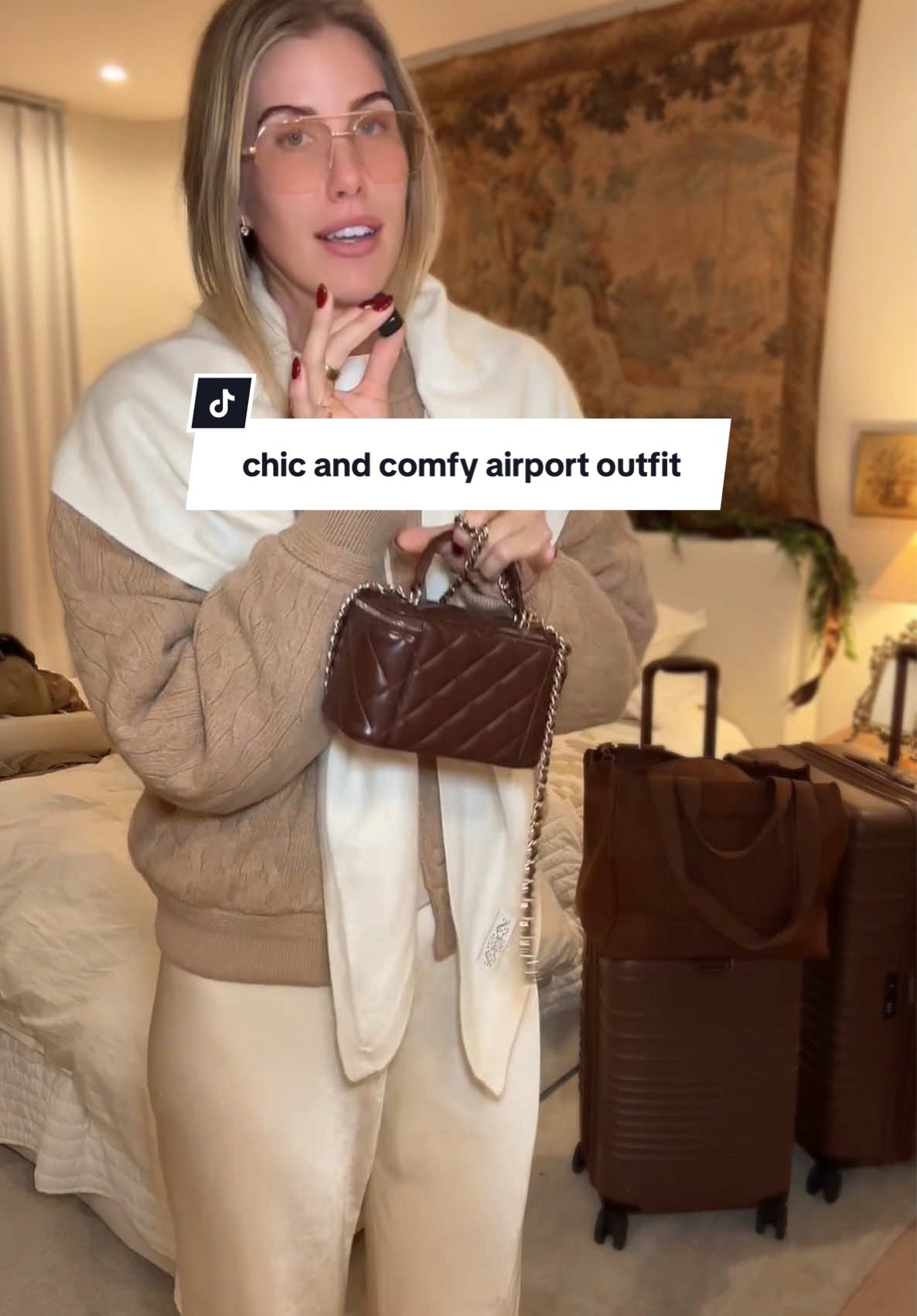 outfit formula perfect for travel 🤎✨ I always went to feel chic and put together but keep it comfy! #travel #airportoutfit #outfitidea #comfyoutfit #winterfashion 