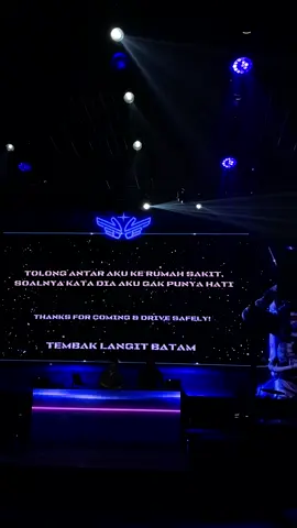 tolong telpon ambulance guys 😥 #quotestory #fy #holywings #batamtiktok #fyp 