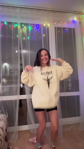 відтанцювала під цю хітяру ХD