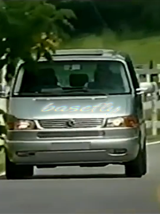 mirror mirror | volkswagen transporter t4  #car #90s #eurodance #volkswagen #vw #transporter #t4 #t5 #multivan #bus #caravelle #passat #vag