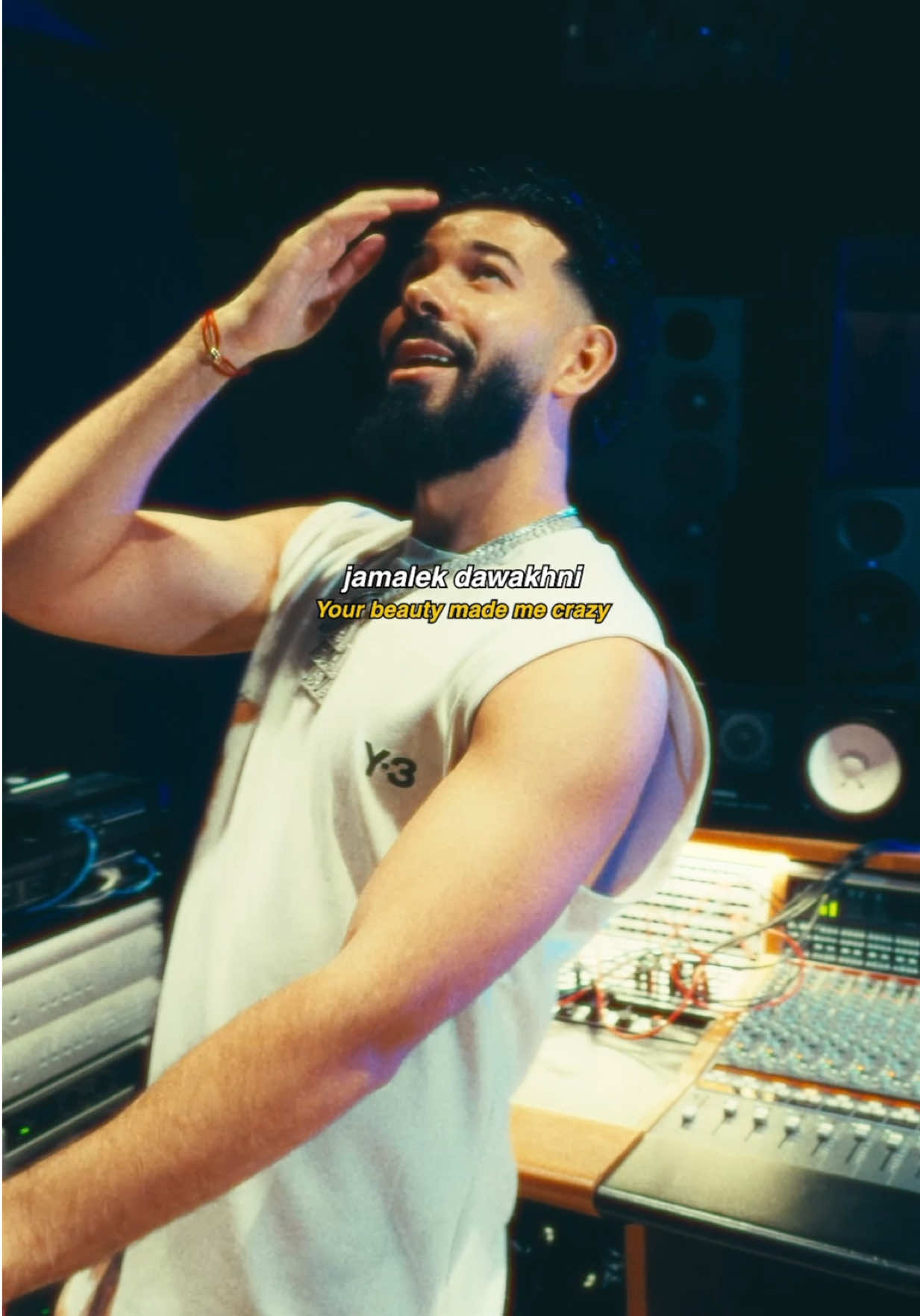 AT THIS POINT, IT’S HIS SIGNATURE DANCEMOVE! 👋🤦‍♂️ @DYSTINCT #dystinct #maghreb_united🇩🇿🇲🇦🇹🇳 #iraq🇮🇶 #arabicsongs #iraqitiktok 