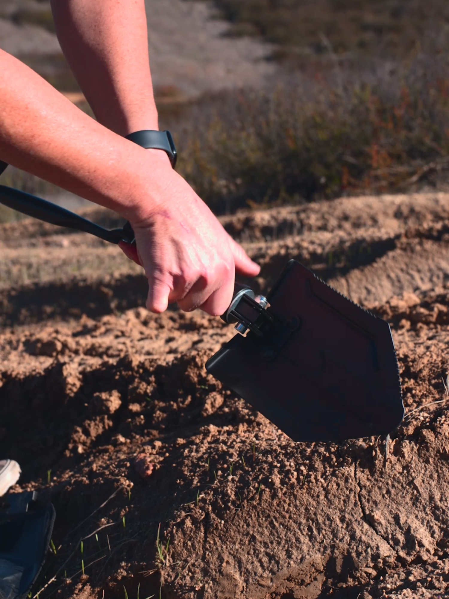 This is the perfect gift imo..  #shovel #survivalshovel #outdor #dig #fyp