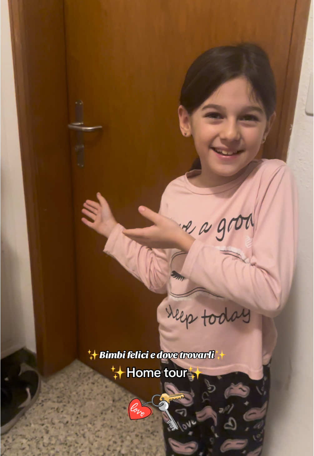 C’è ancora tanto da fare, ma la sento già nostra ♥️✨ #proudmom #mammaaramaica #brotherandsistergoals #newhome #hometour 