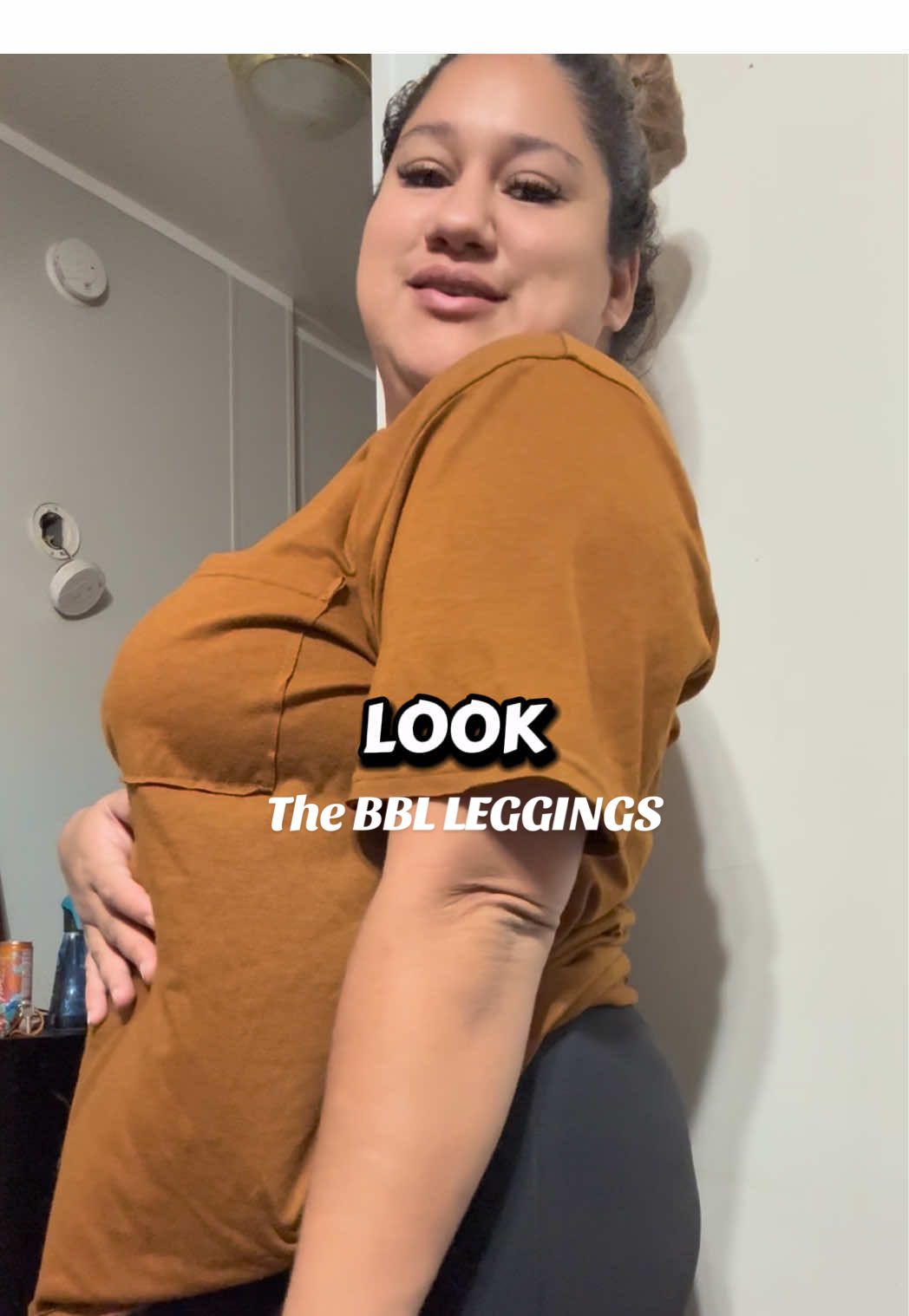 @Halara_official giving me a BBL without the cost of one #bbl #halaraeveryday #halaraleggings #christmasshopping 